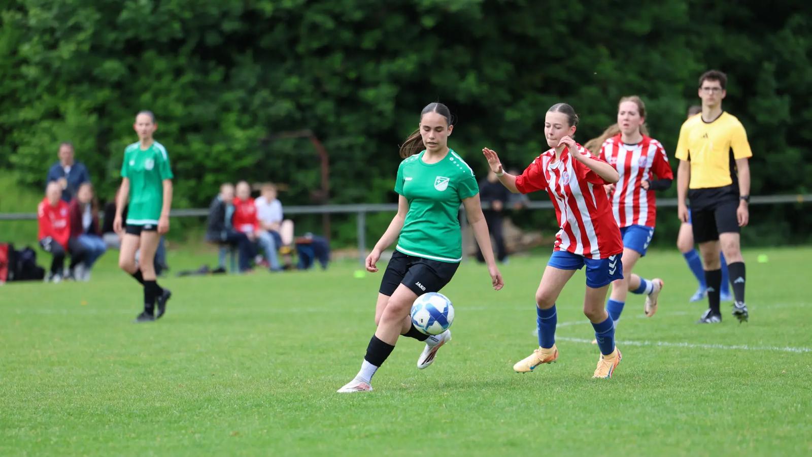 Sicherer Spielaufbau beim Pokalfinale der B-Juniorinnen 2026