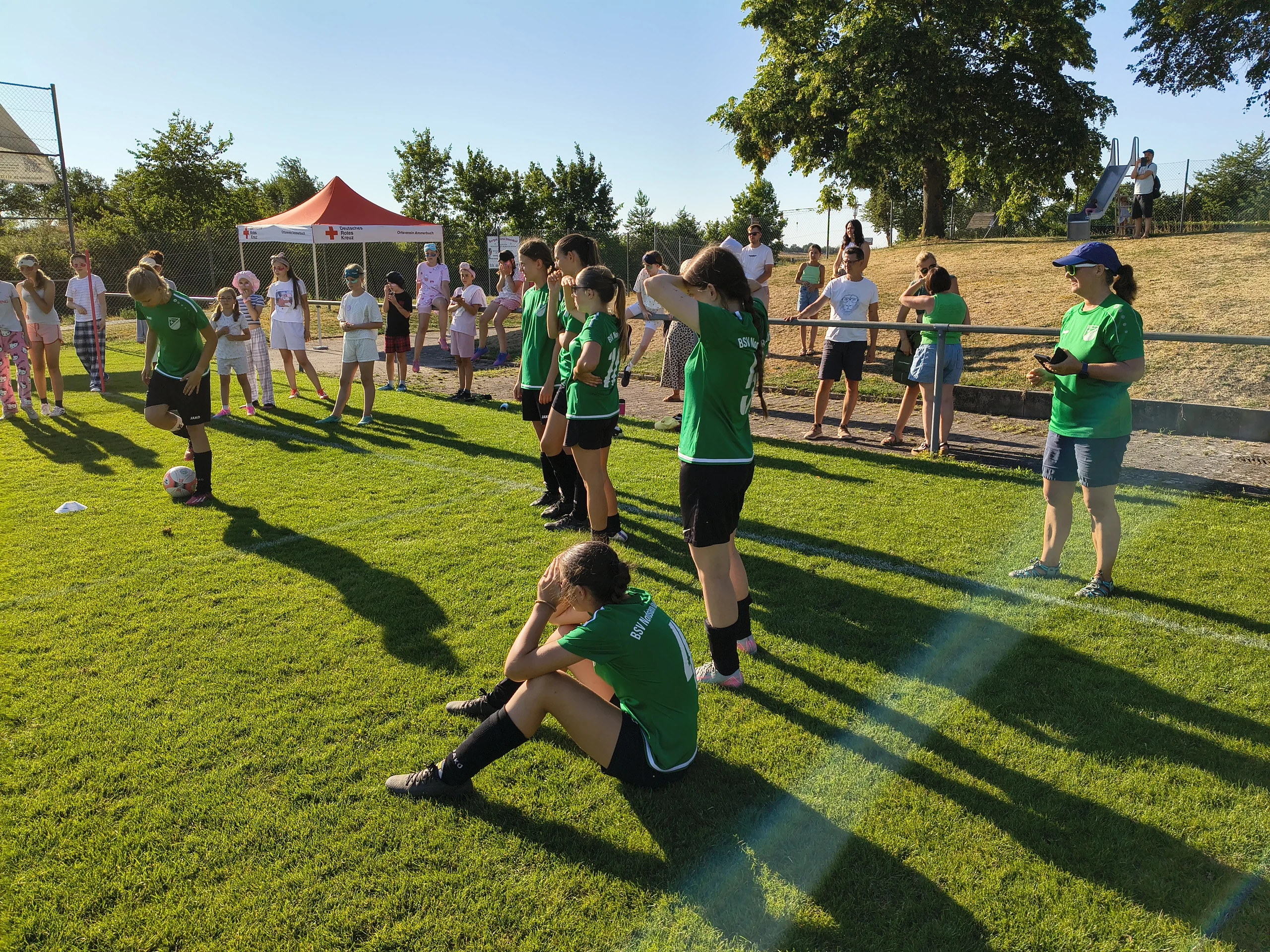 Teamaufgabe beim Solarcup beim Solarcup-Teamausflug der B-Juniorinnen 2026
