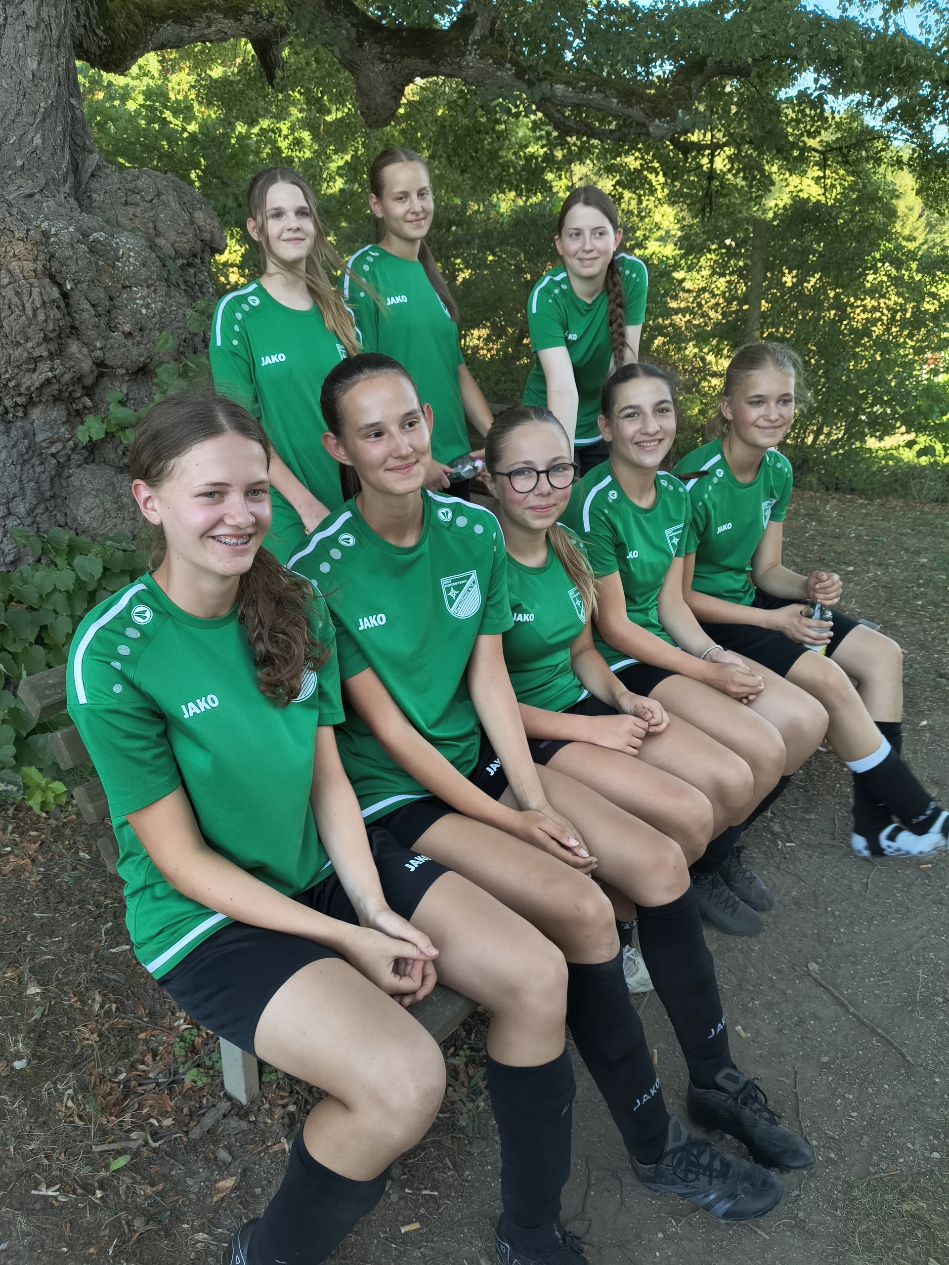 Teamzeit im Schatten beim Solarcup-Teamausflug der B-Juniorinnen 2026